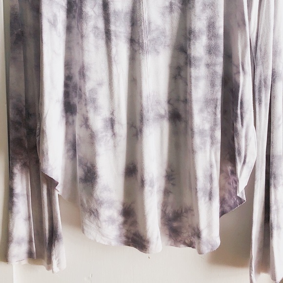 American Eagle blouse - Picture 2 of 3